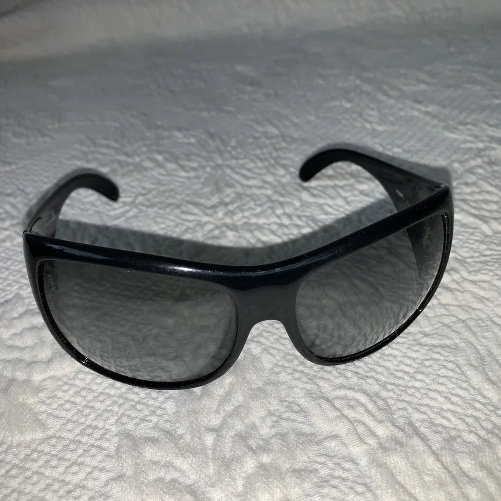 VOGUE VO 2399-S W44/11 BLACK SUNGLASSES AUTHENTIC FRAMES‎ 63-16 Italy